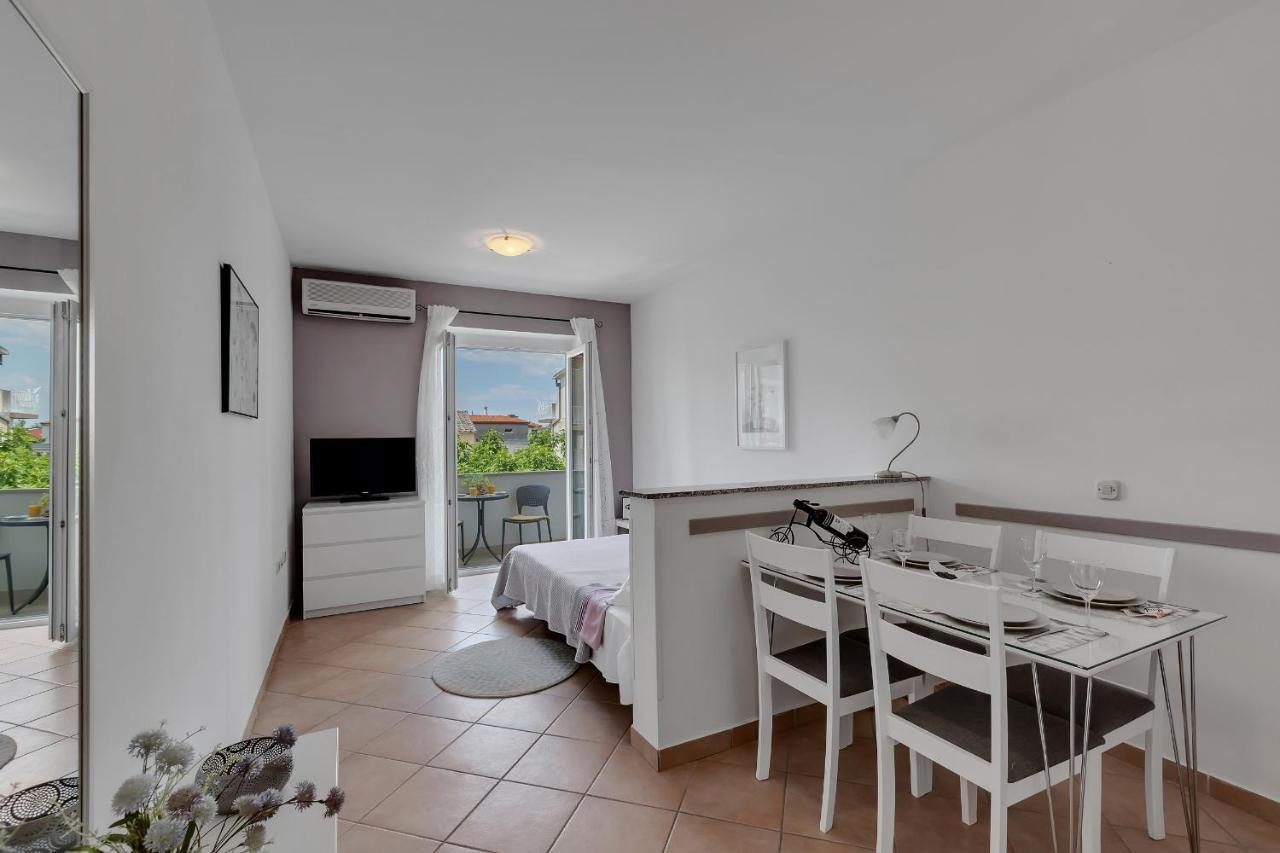 Apartments Divna Baška Voda Dış mekan fotoğraf