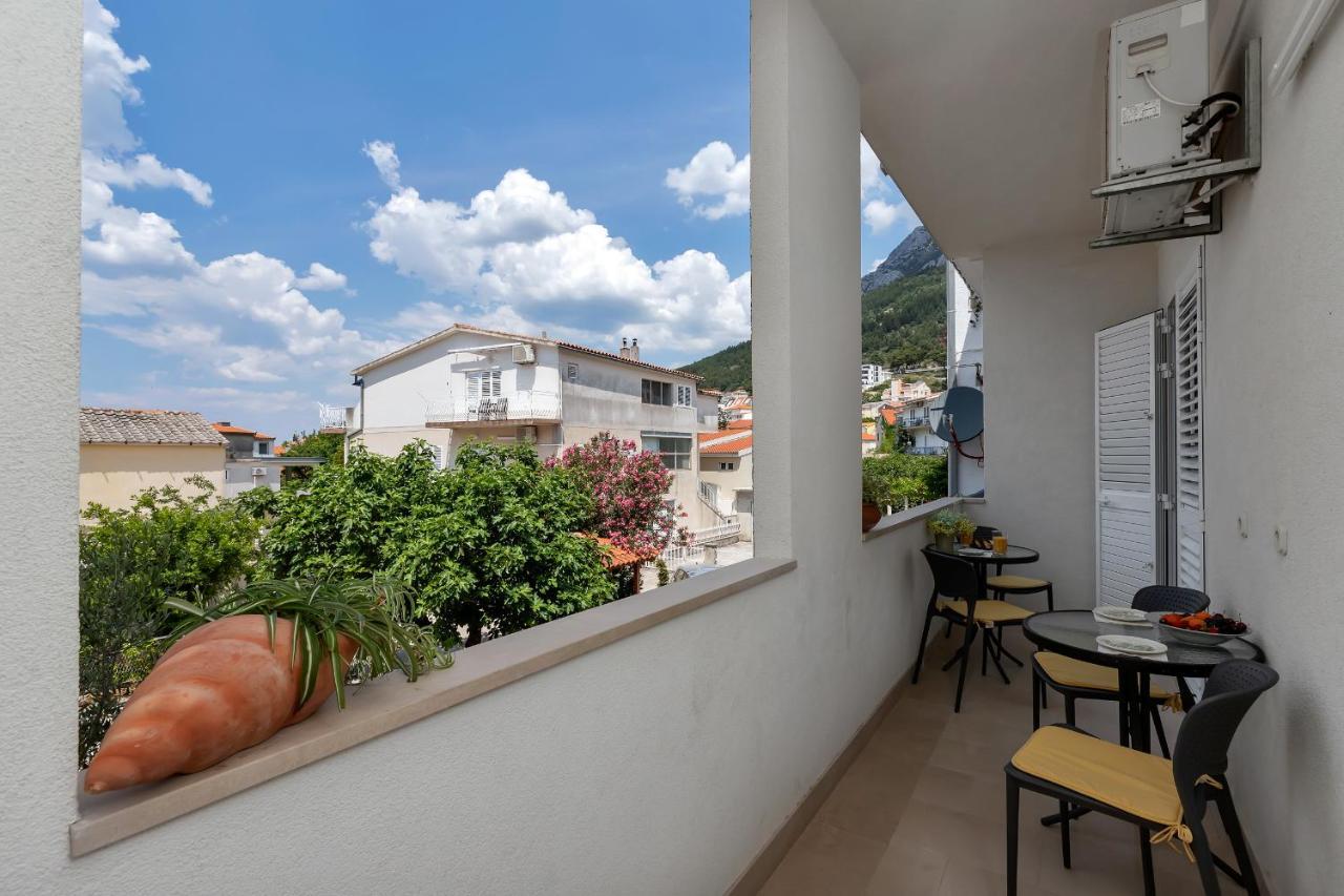 Apartments Divna Baška Voda Dış mekan fotoğraf