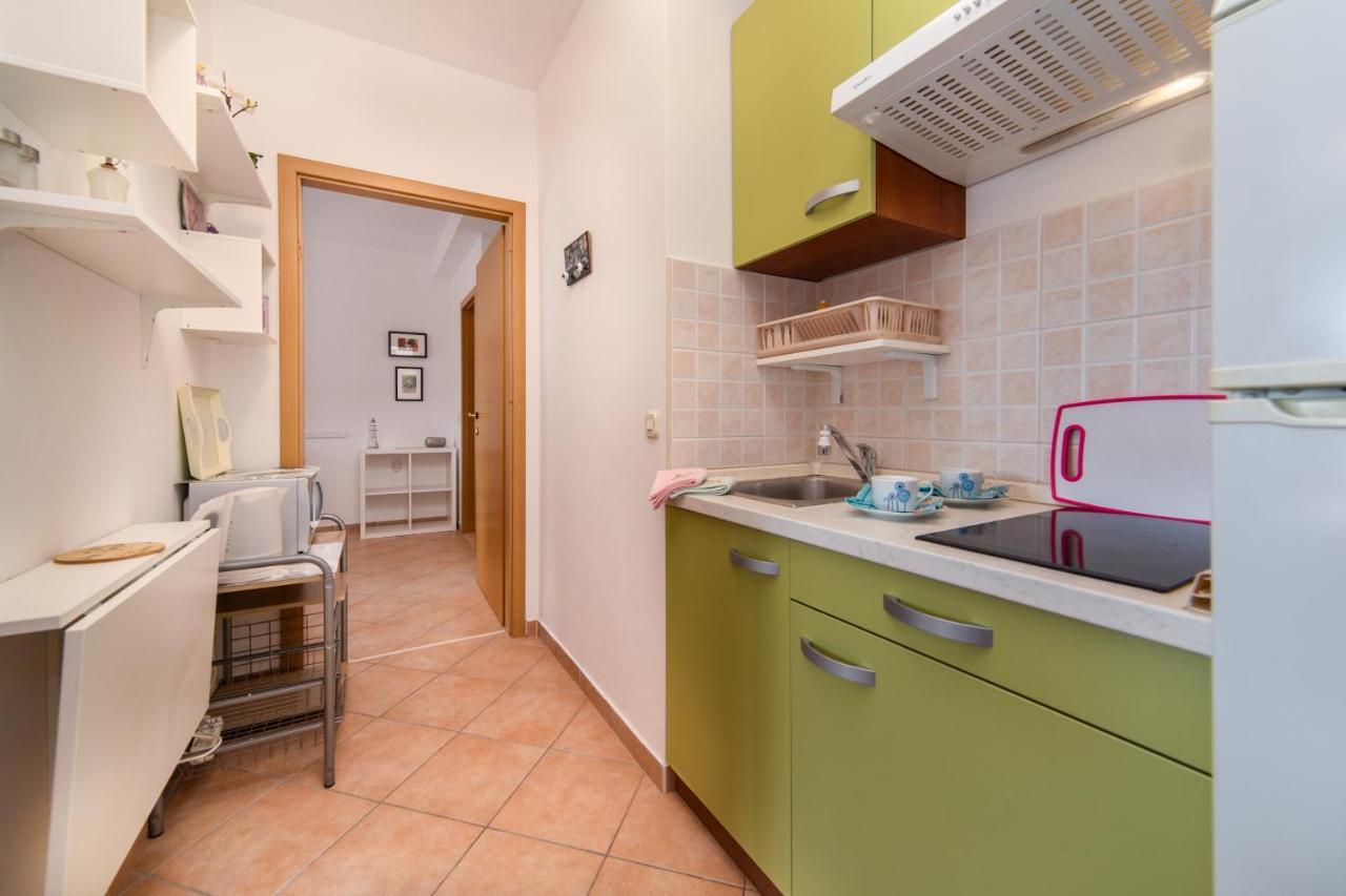 Apartments Divna Baška Voda Dış mekan fotoğraf